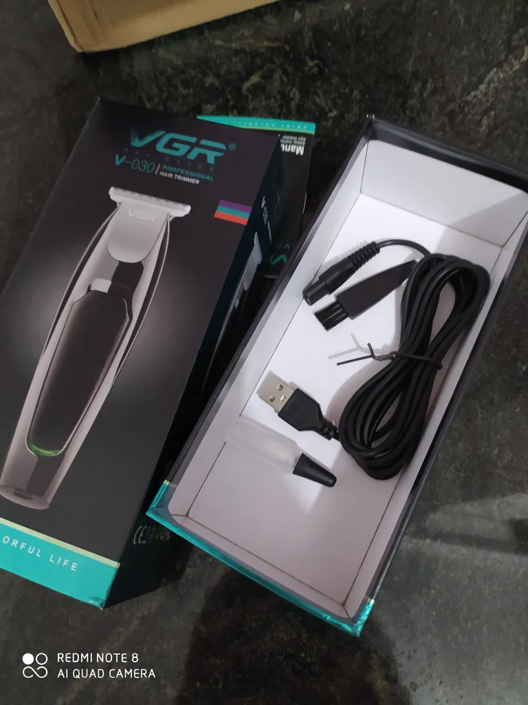 ماشین اصلاح موی صورت وی جی آر مدل V-030