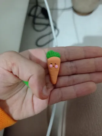 خمیر و ابزار مجسمه سازی مجسمه سازی کد‌ 007 بسته 12 عددی به همراه ابزار