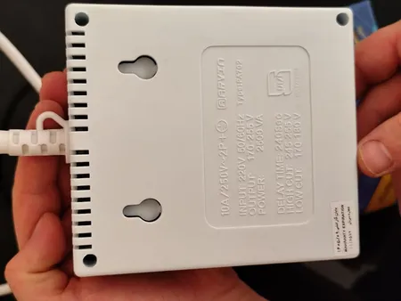 محافظ ولتاژ یخچال آروین مدل PA702