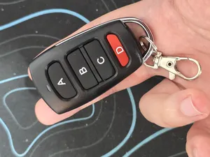 تجریه خرید ریموت دربازکن بلوتوثی مدل azr کد 433 بسته 2 عددی