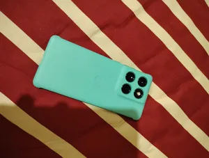 تجریه خرید گوشی موبایل موتورولا مدل Edge 60 Fusion دو سیم کارت ظرفیت 256 گیگابایت و رم 12 گیگابایت