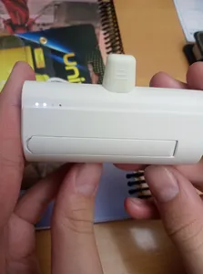 تجریه خرید پاوربانک یونیوو مدل UN5000 USB-C ظرفیت 4500 میلی آمپر ساعت