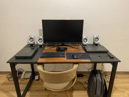 میز مدیریت دیزم مدل مونتاژی TLD_asm_150×80_Tri_BABRN