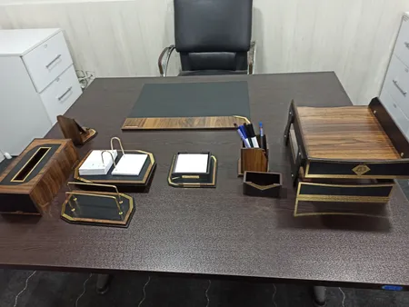 ست لوازم اداری رومیزی مدل آونگ دکو A707 مجموعه 10 عددی