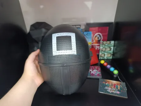 ماسک ایفای نقش مدل اسکویید گیم طرح مربع