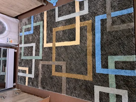 فرش ماشینی ساوین طرح ۴۰۰۳ زمینه نسکافه ای