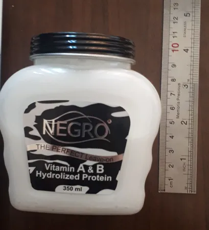 کرم ترمیم کننده مو نگرو مدل strong حجم 350 میلی لیتر