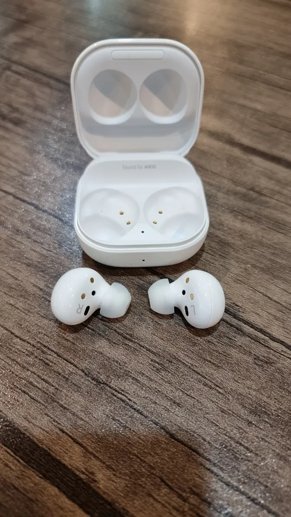 هدفون بی سیم سامسونگ مدل Galaxy Buds 2