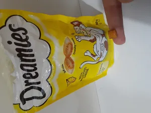 تجریه خرید غذای تشویقی گربه دریمیز مدل پنیری وزن 60 گرم