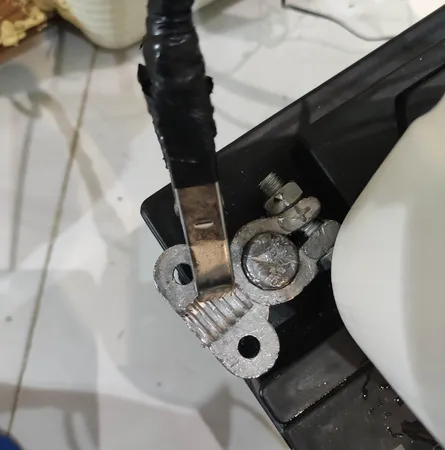 منبع تغذیه 12 ولت 30 آمپر مدل 360