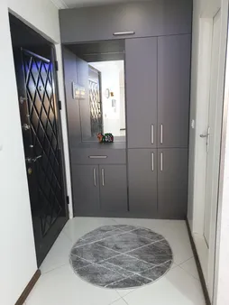 فرش ماشینی ساوین کد 4083 زمینه طوسی