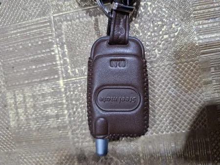 جاسوئیچی دزدگیر خودرو کد 113130 مناسب برای ریموت استیل میت 8006 ردبت