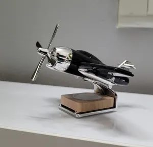 تجریه خرید خوشبو کننده خورشیدی خودرو طرح هواپیما ملخی مدل AF1008