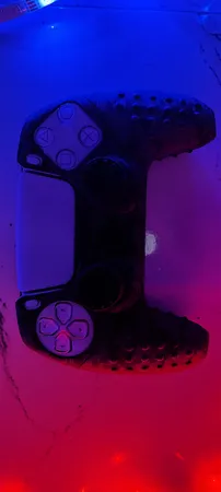 محافظ دسته پلی استیشن 5 اسپارک فاکس مدل Silicone Grip Pack Digital Camo به همراه روکش آنالوگ