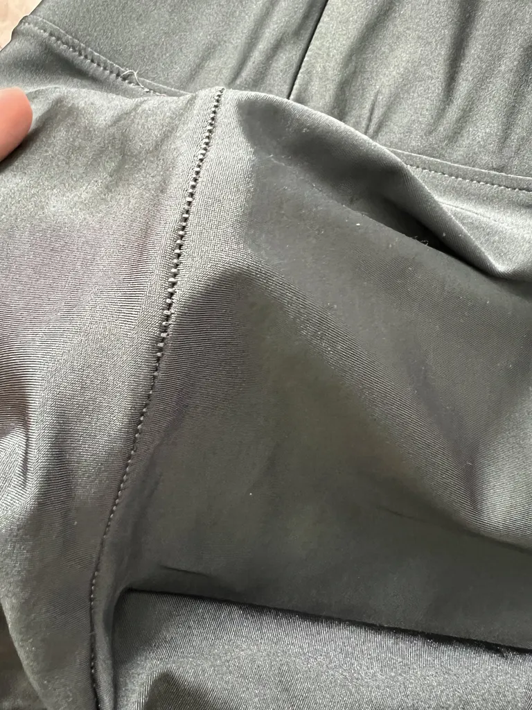 لگینگ زنانه رویین تن مدل براق