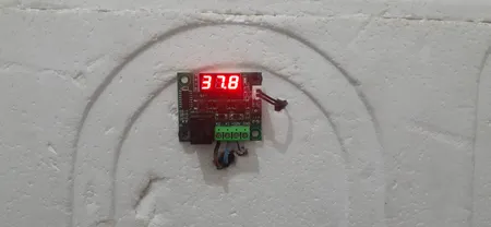 ترموستات دیجیتال مدل XH-W1209