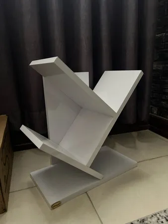 کتابخانه رومیزی دایان مدل درختی