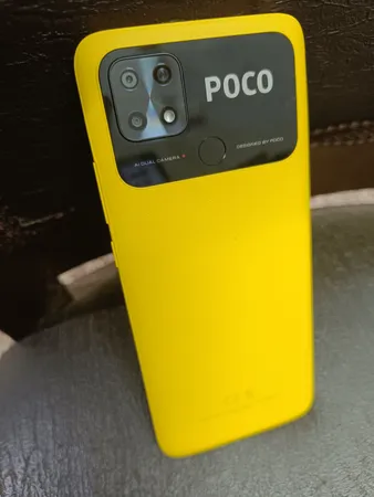 گوشی موبایل شیائومی مدل Poco C40 دو سیم کارت ظرفیت 32 گیگابایت و رم 3 گیگابایت- گلوبال