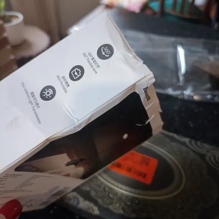 چراغ مطالعه باسئوس مدل DGRAD-0G