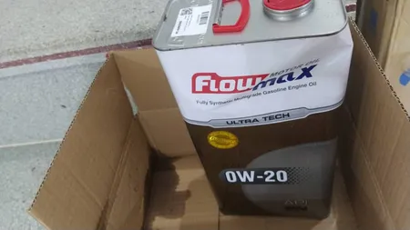 روغن موتور فلومکس مدل اولترا تک 0w20 حجم 5 لیتر