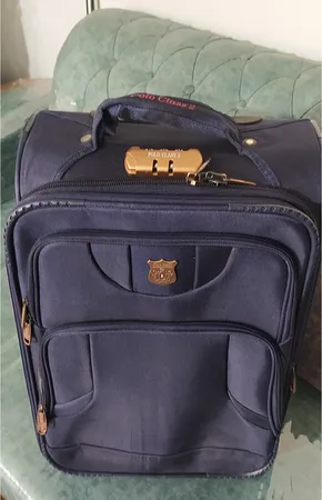 چمدان پولو کلاس مدل زیپ دوبل سایز کوچک ارتفاع 50 سانتی متر