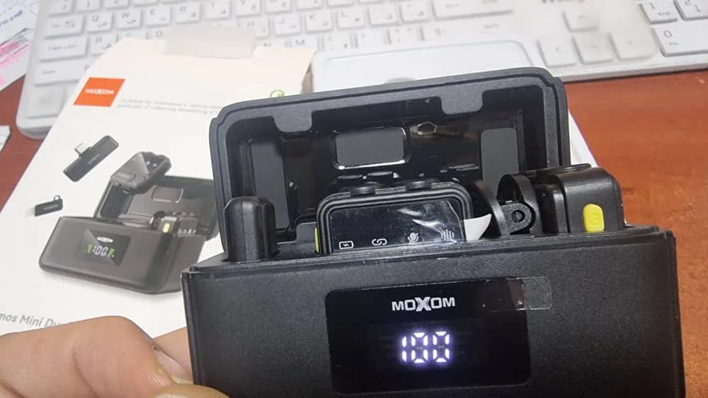 ست میکروفن بی سیم موکسوم مدل MX-AX77 با درگاه اتصال Type C