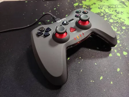 دسته بازی تسکو مدل TG 115