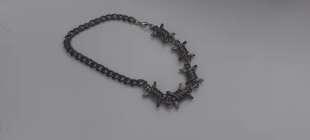 دستبند مدل سیم خاردار