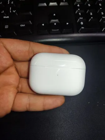 هدفون بلوتوثی اپل مدل AirPods Pro 2nd Generation 2022 Lightning