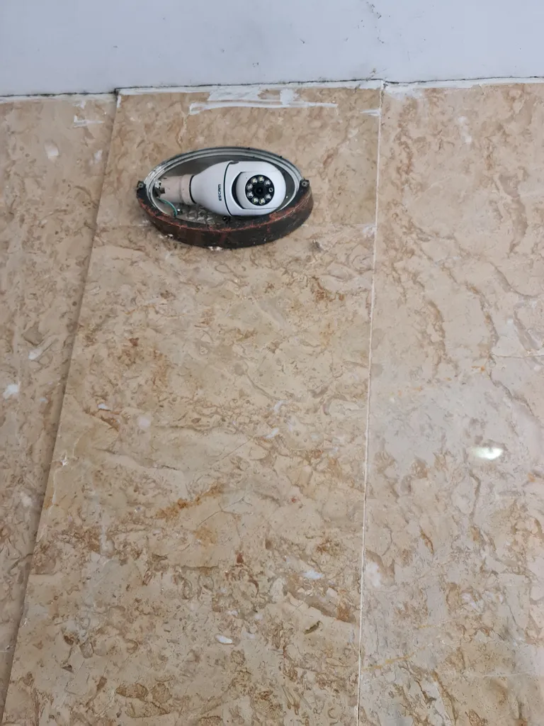 دوربین مداربسته تحت شبکه اسکم مدل PT208