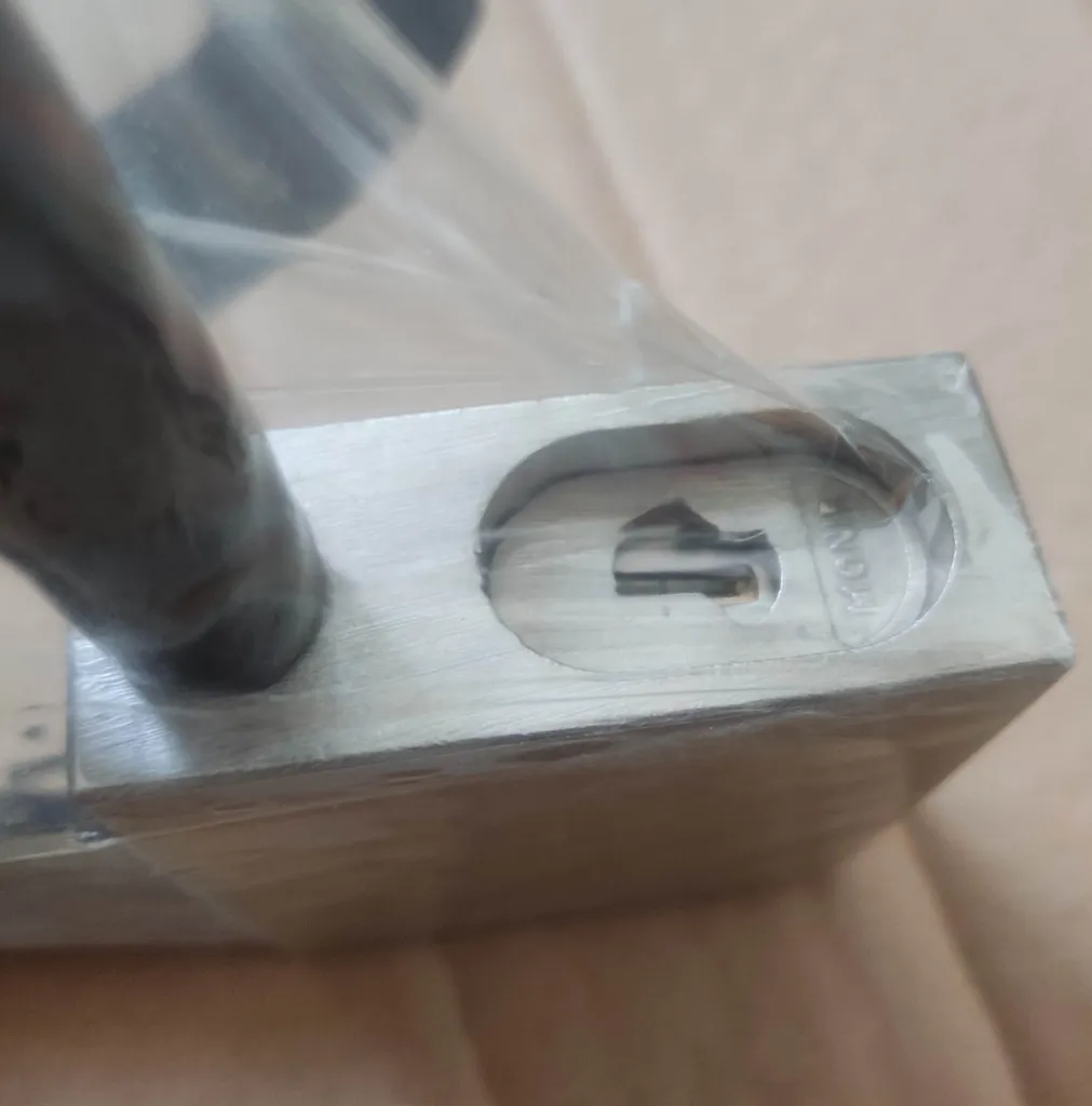 قفل کابل منیر صنعت مدل 12 pin