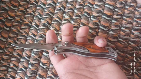 چاقو سفری مدل Cm.mahimini