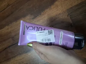 تجریه خرید ماسک مو فولیکا مدل miss frizzy حجم 200 میلی لیتر