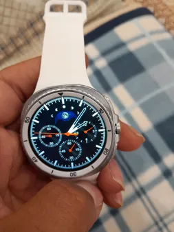 ساعت هوشمند 46 میلی‌متری وونک مدل Galaxy 8 با بند سیلیکون