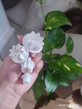 کاتر شیرینی پزی مدل گل مینیاتور مجموعه 4 عددی