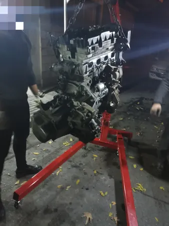 جک خودرو مدل موتوردربیار ظرفیت 2 تن