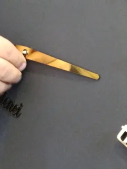 ساعت دیواری اِلِنسی مدل Dila