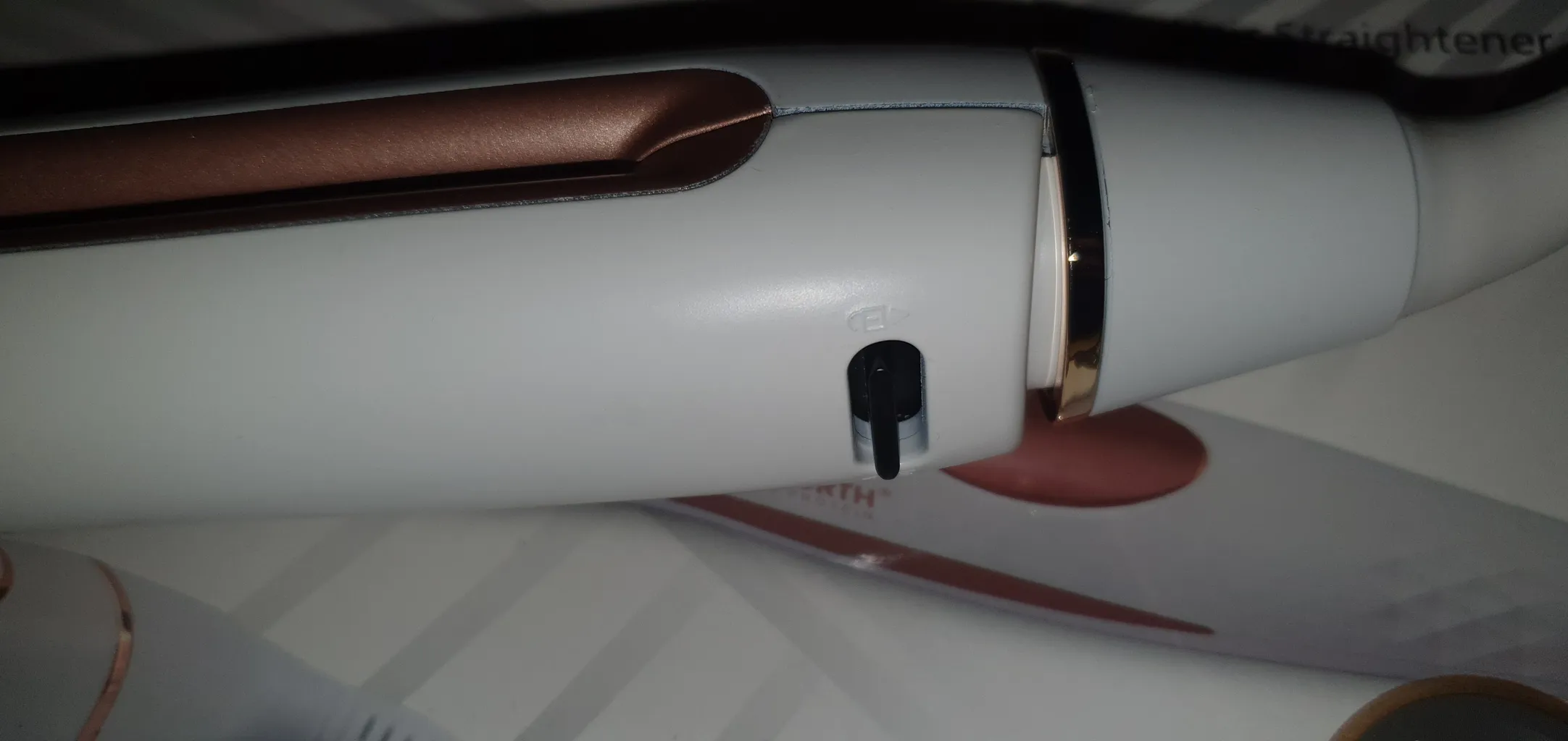 اتو مو کنورث مدل kw313 به همراه فر کننده مو