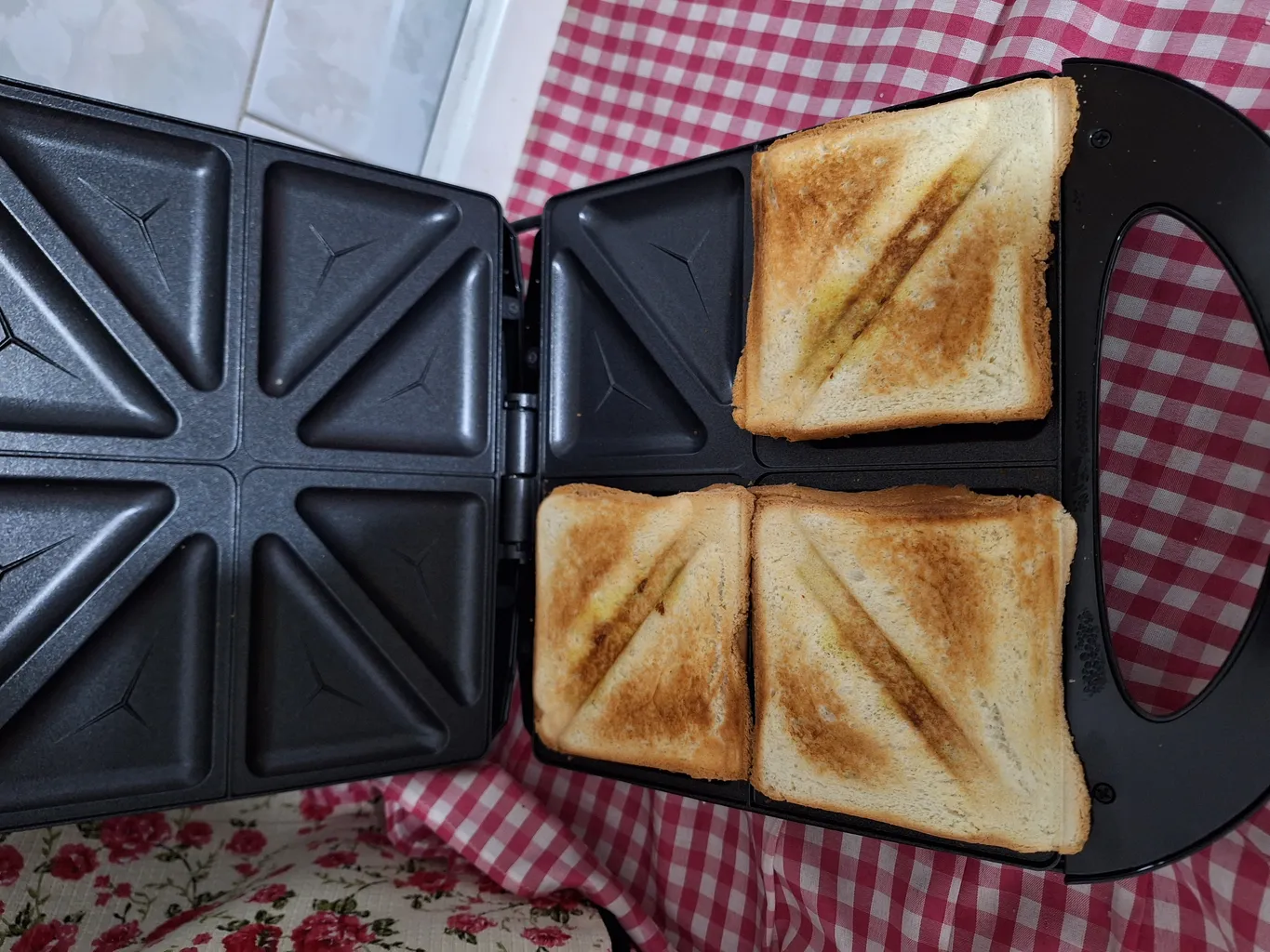 ساندویچ ساز دسینی مدل 400