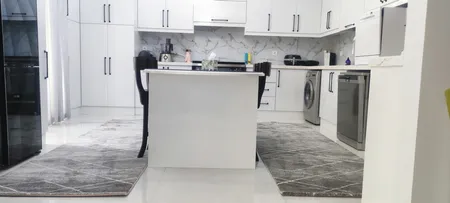 فرش ماشینی ساوین کد 4083 زمینه طوسی