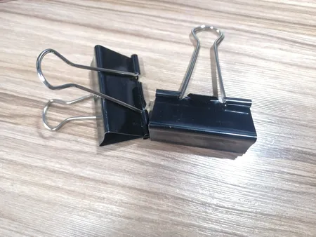 گیره کاغذ مدل DL.0001 سایز 50 میلی متر بسته 2 عددی