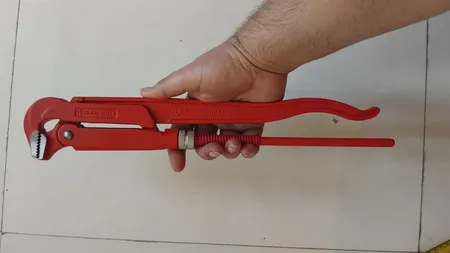 آچار لوله گیر ایران پتک مدل 001 سایز 1.5 اینچ