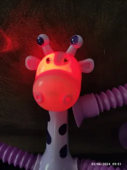 اسباب بازی طرح زرافه مدل Telescopic Suction