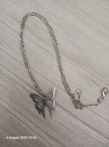 تجریه خرید گردنبند دخترانه مدل پلاک پروانه