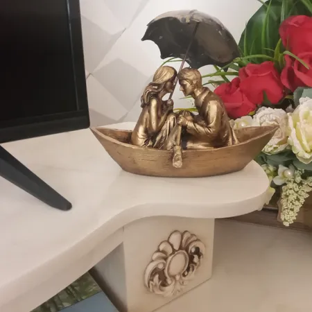 مجسمه مدل عشق 5 کد 7501