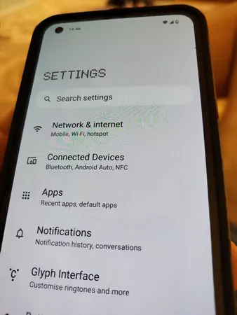 گوشی موبایل ناتینگ مدل Phone 1 دو سیم کارت ظرفیت 256 گیگابایت و رم 8 گیگابایت