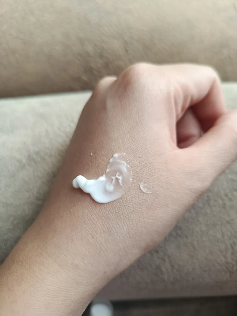 کرم مرطوب کننده دست و صورت تیلسیم مدل مولتی ویتامین مناسب برای انواع پوست حجم 50 میلی‌لیتر