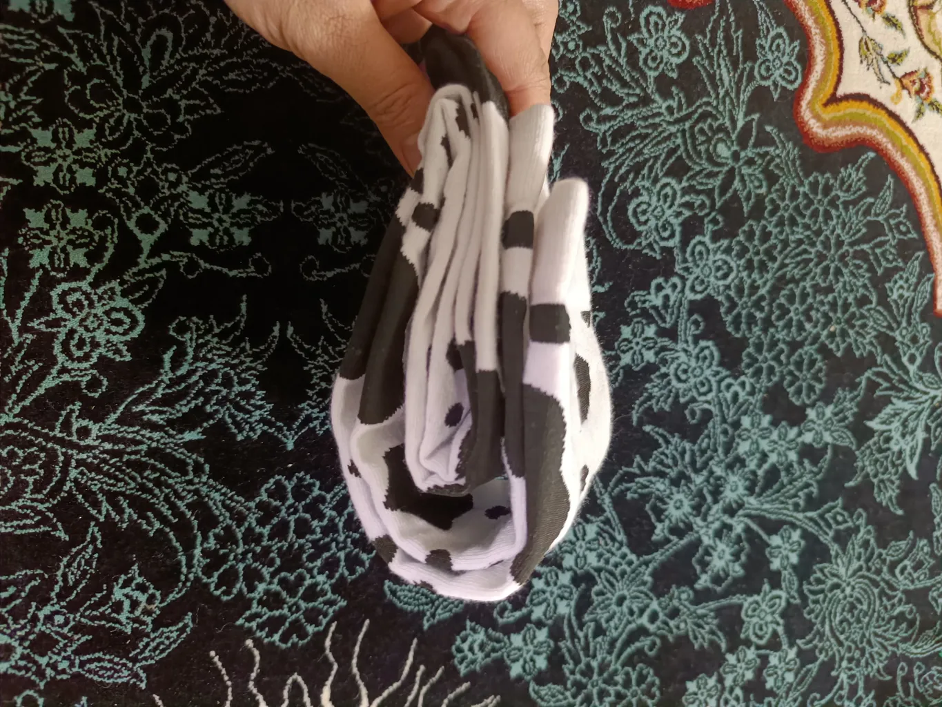 جوراب ساق بلند زنانه ال سون طرح گاو کد PH607