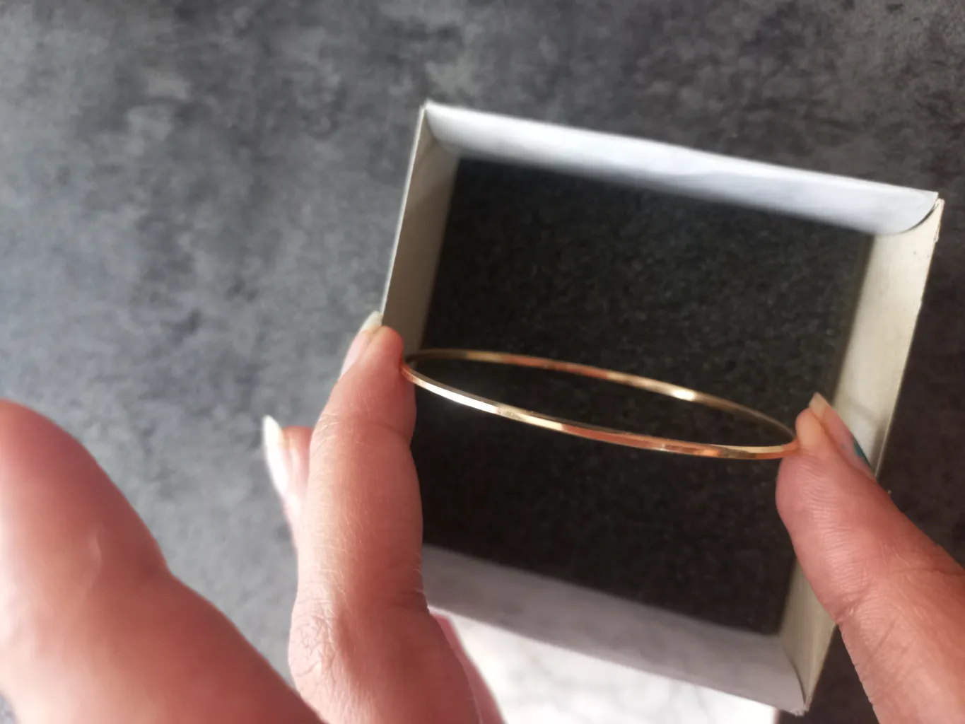 النگو طلا 18 عیار زنانه مدل آينه ای سایز 2