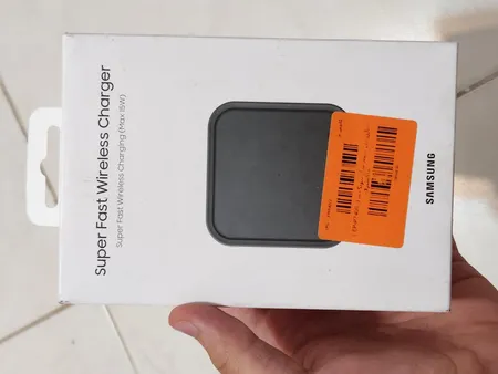 شارژر بی سیم سامسونگ مدل EP-P2400